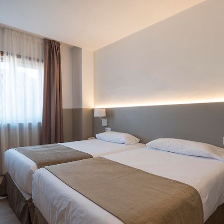 Hotel Airinos 3* Cangas do Morrazo Kültér fotó
