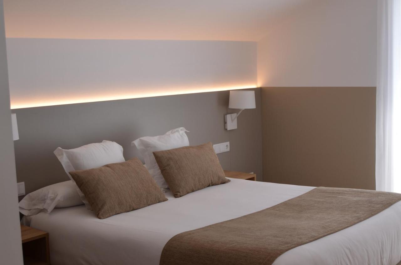 Hotel Airinos 3* Cangas do Morrazo Kültér fotó