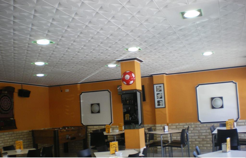 Hotel Airinos 3* Cangas do Morrazo Kültér fotó